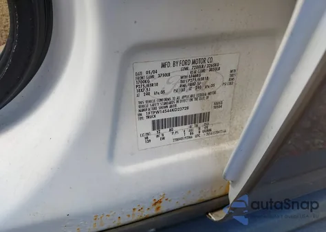 2004 Ford F-150 Fx4/Lariat/Xlt from USA, damaged, VIN 1FTPW14544KD23728